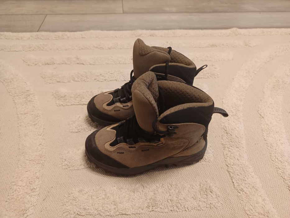 Боти Rossignol с vibram