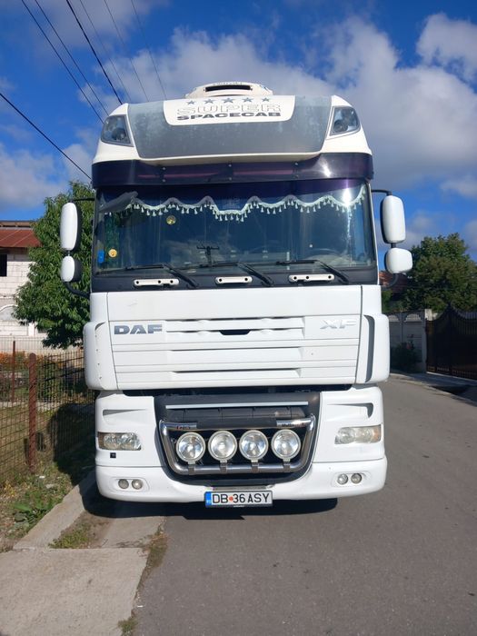 DAF XF si semiremorca Khrone