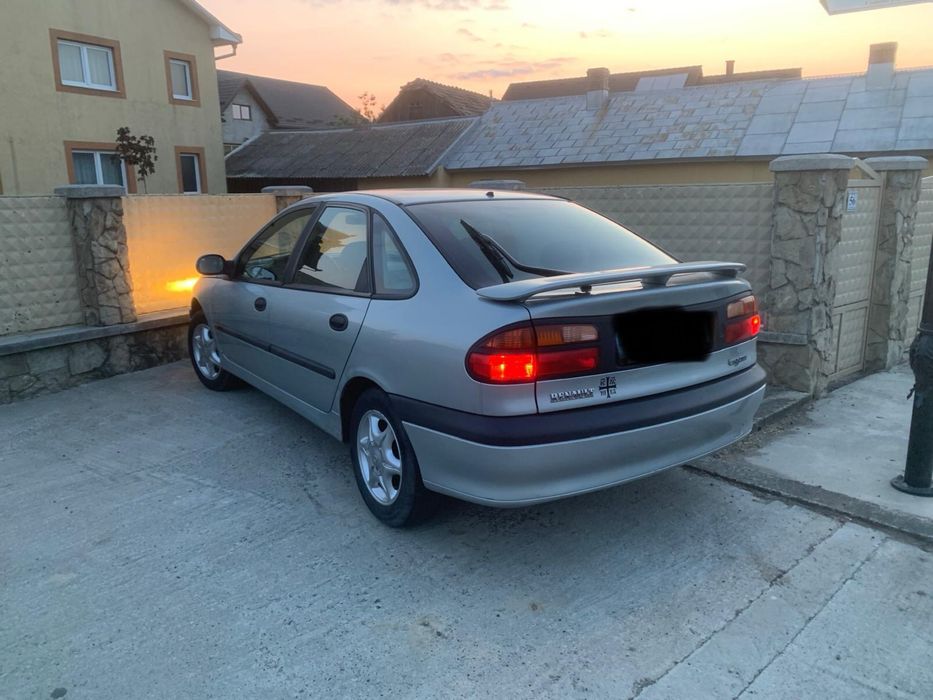 Renault laguna 1
