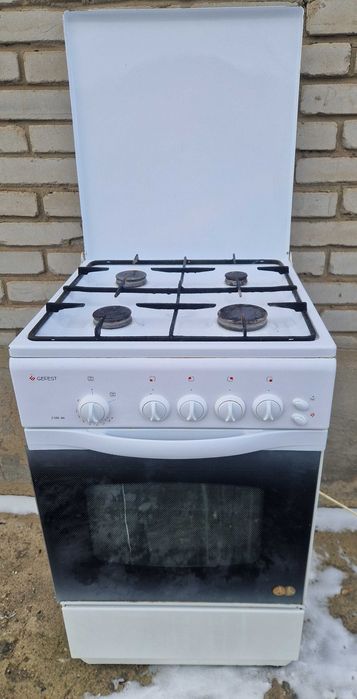 Продам газовую плиту