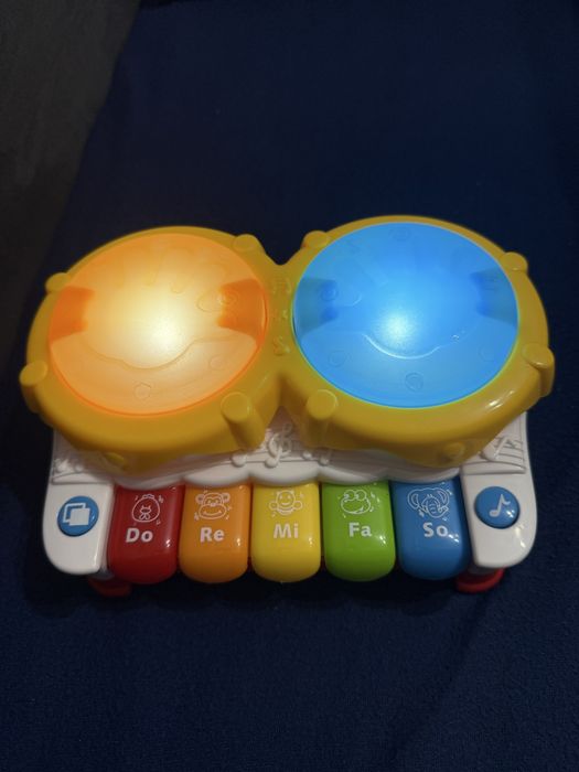 Играчка пиано и барабани