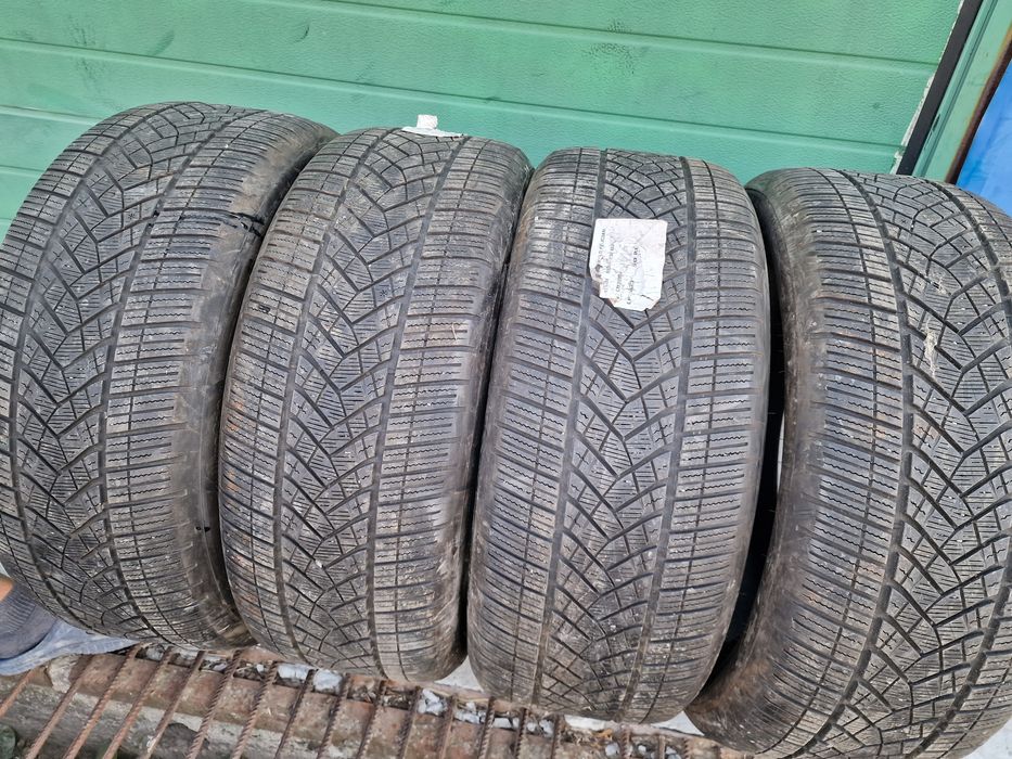 Anvelope 255/50R21 marca Goodyear, DOT 2020 ,M +S