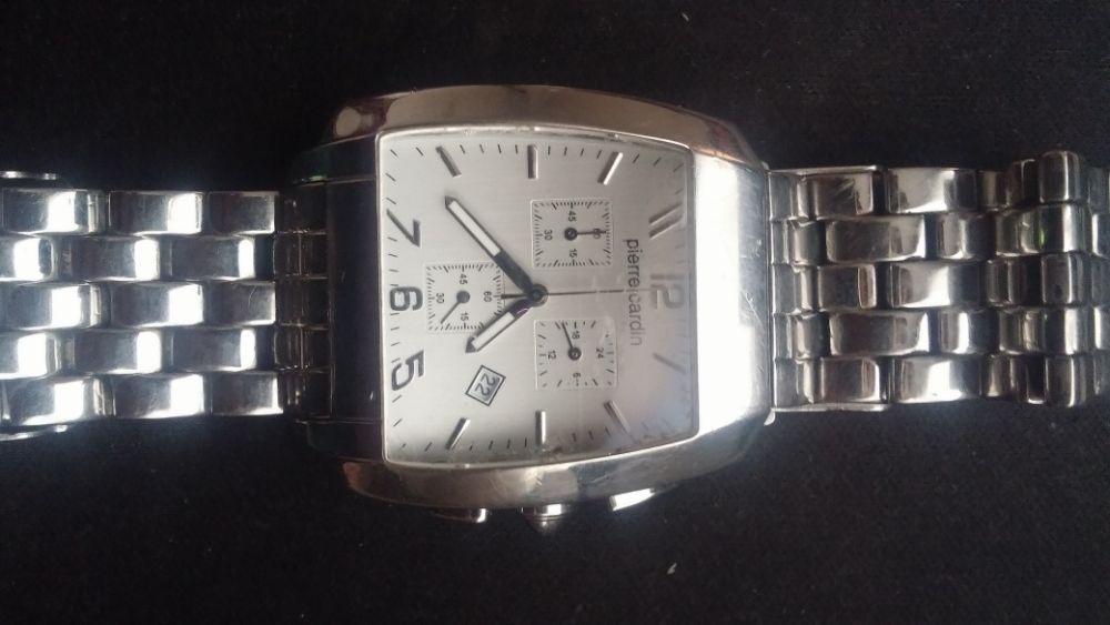 Мъжки часовник Pierre Cardin, Lorus - VX42-V271