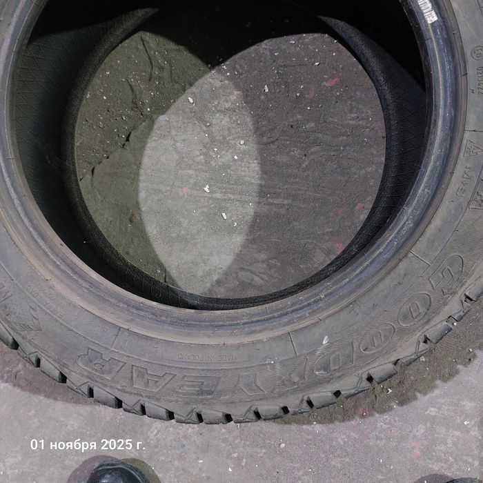 Продам зимний шины.