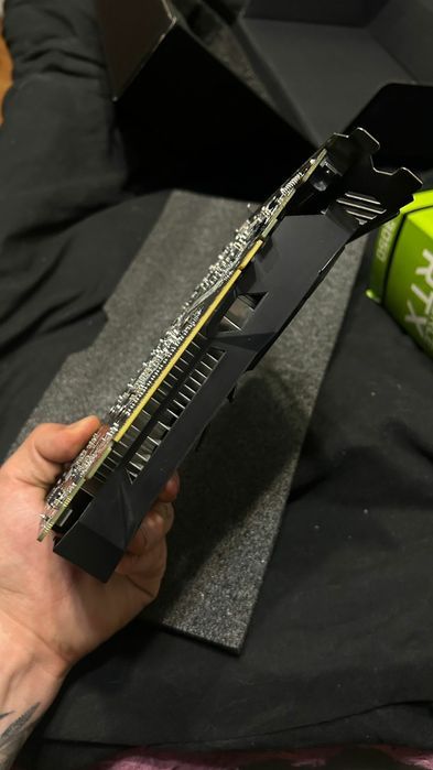 Gigabyte GTX 1050Ti 4Gb gpu