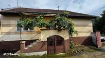 Casa cu 3 camere, 1810 mp teren, Benic - comuna Galda