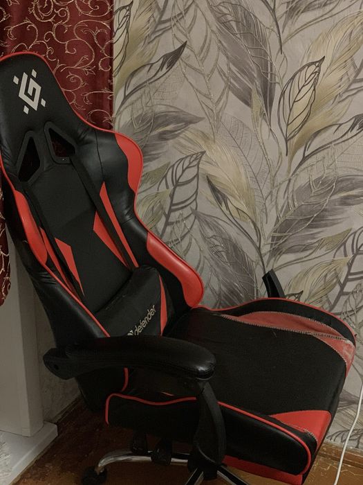 продам продаю игровое кресло не дорого
