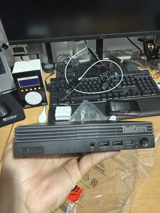 Lenovo ThinkCentre M75q Gen 5 AMD Ryzen™ 5 8500GE