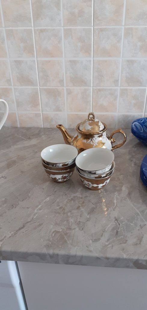 Продам набор посуды