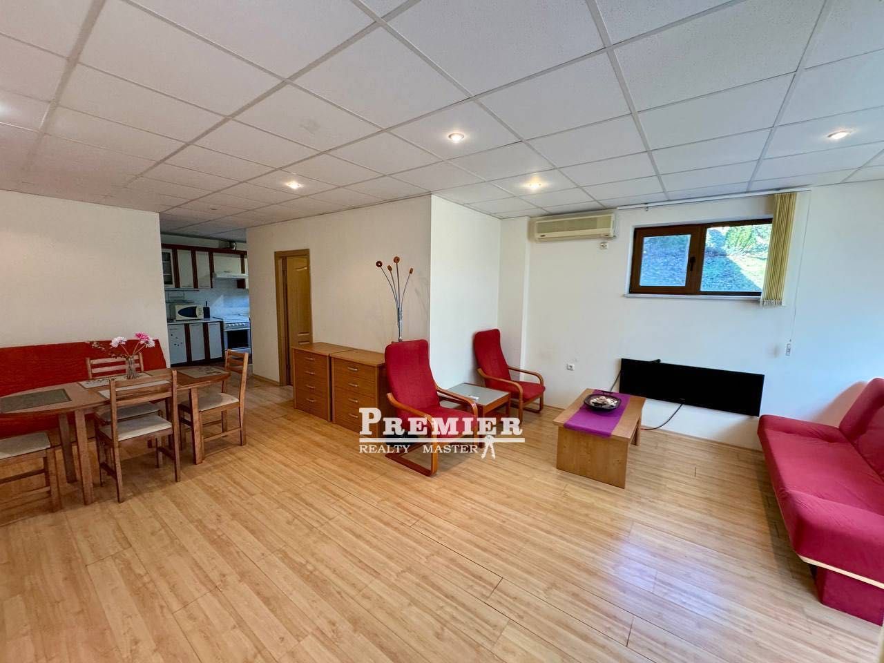Продава се Двустаен апартамент в к.к. Елените - 73 кв.м за 864 €/кв.м - Снимка #1