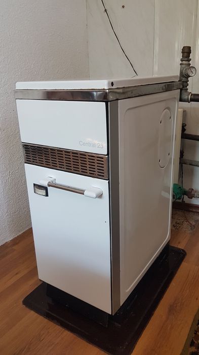Като нова-Камина CENTRAL 23 23kw с водна риза
