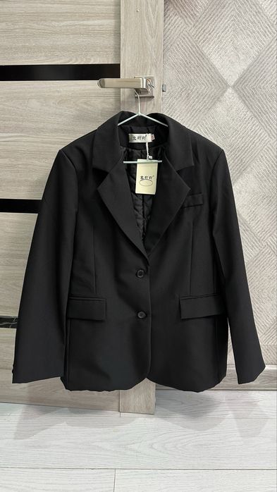 Продам новый женский пиджак