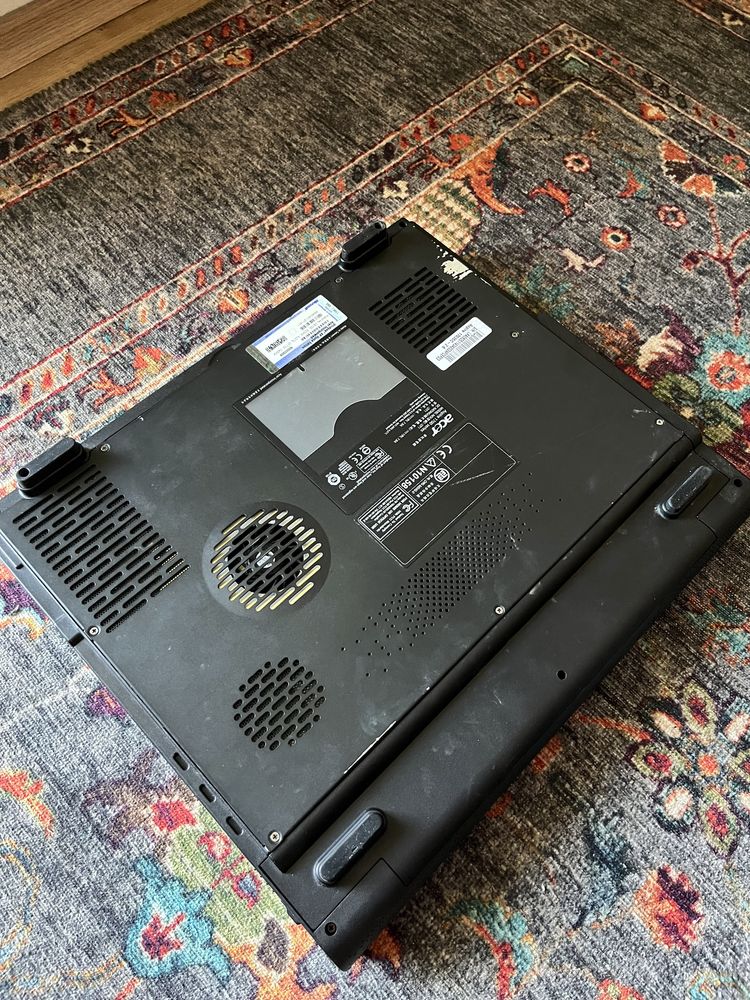 Laptop vintage gaming Acer 1700 - 17 inch - foarte rar