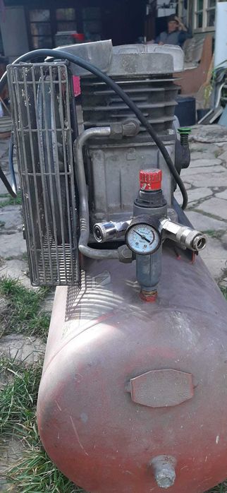 Compresor volum mare-100 litri
