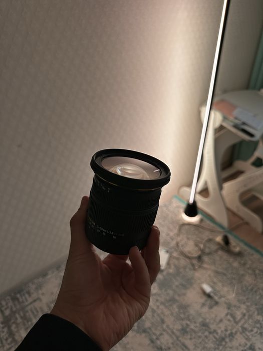 Объектив Sigma 17-50 f2.8