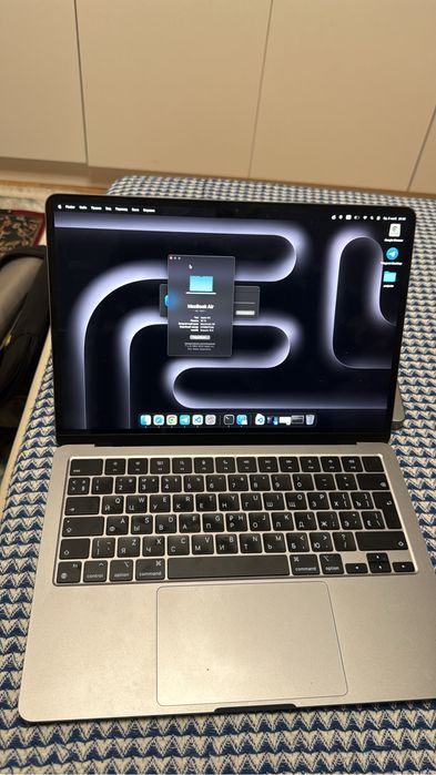 Обменяю Macbook air m2 2022, 16GB 256GB