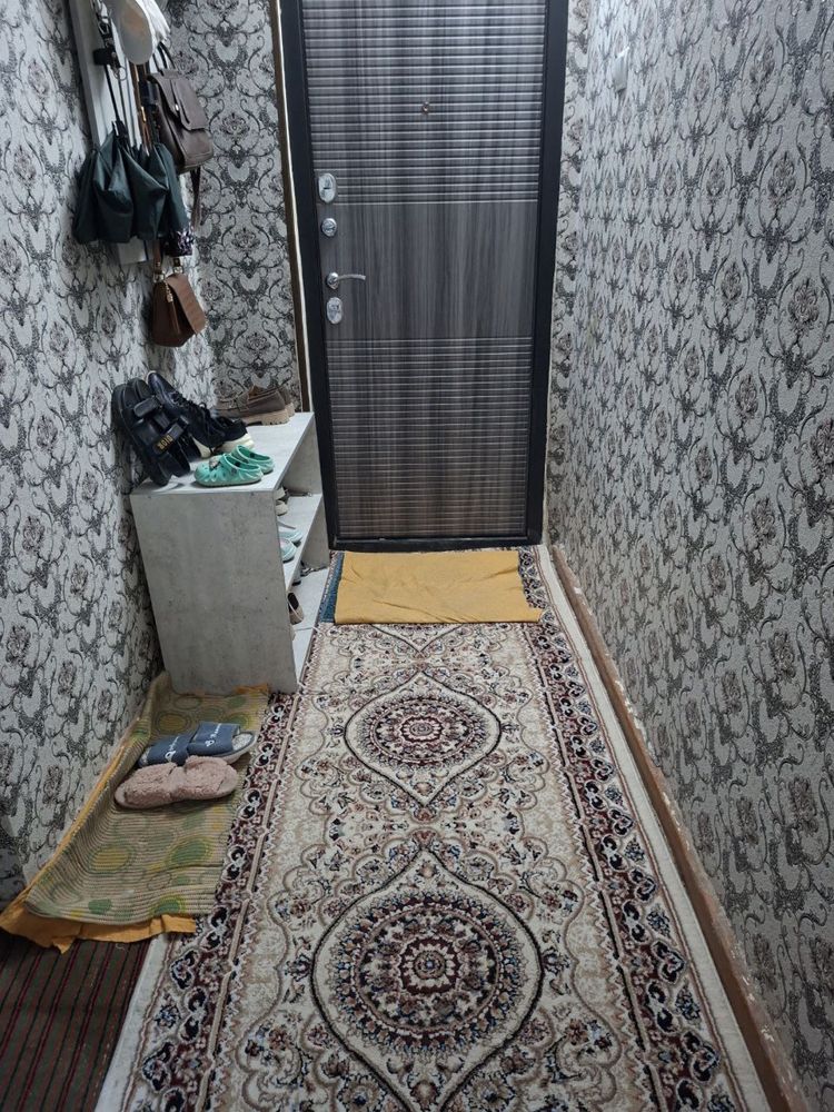 Сдаётся 2 ух комнатная