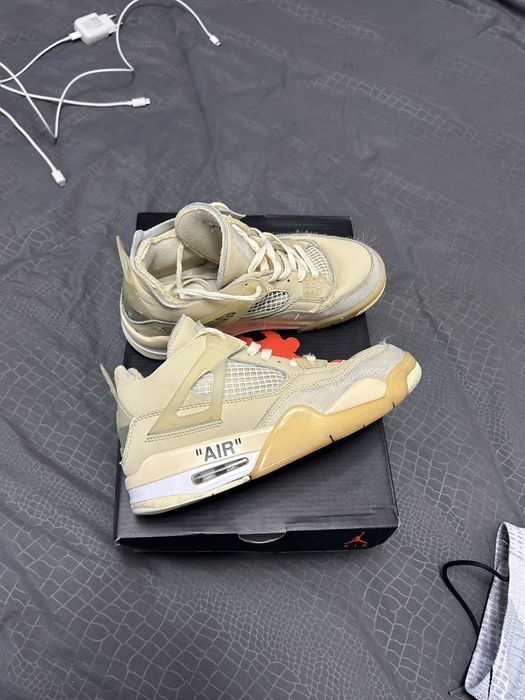 Nike Jordan ………..