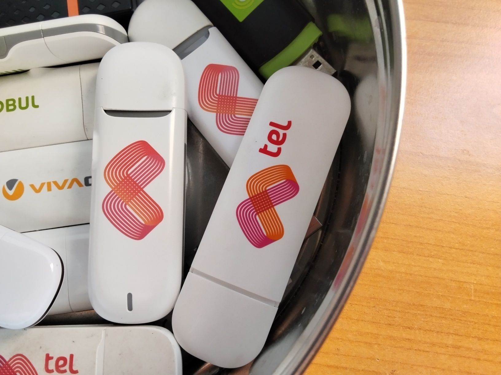 Usb флашки за мобилен интернет за сим карти в България на всички опера