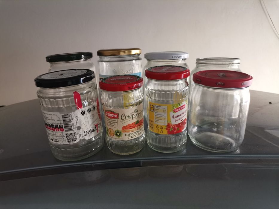 Буркани за компот мед и сладко