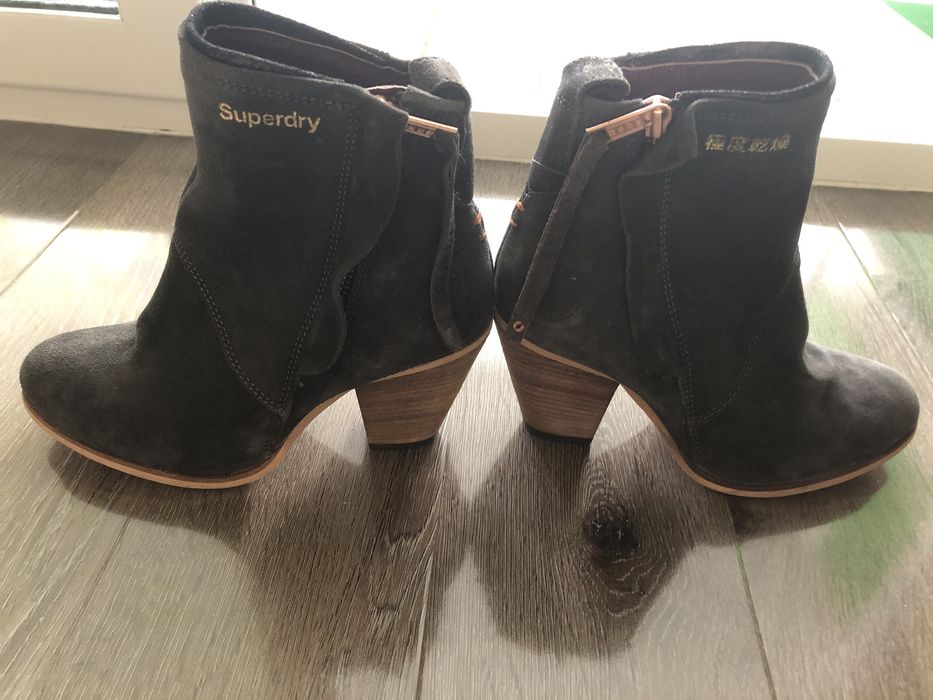 Botine cu toc Superdry