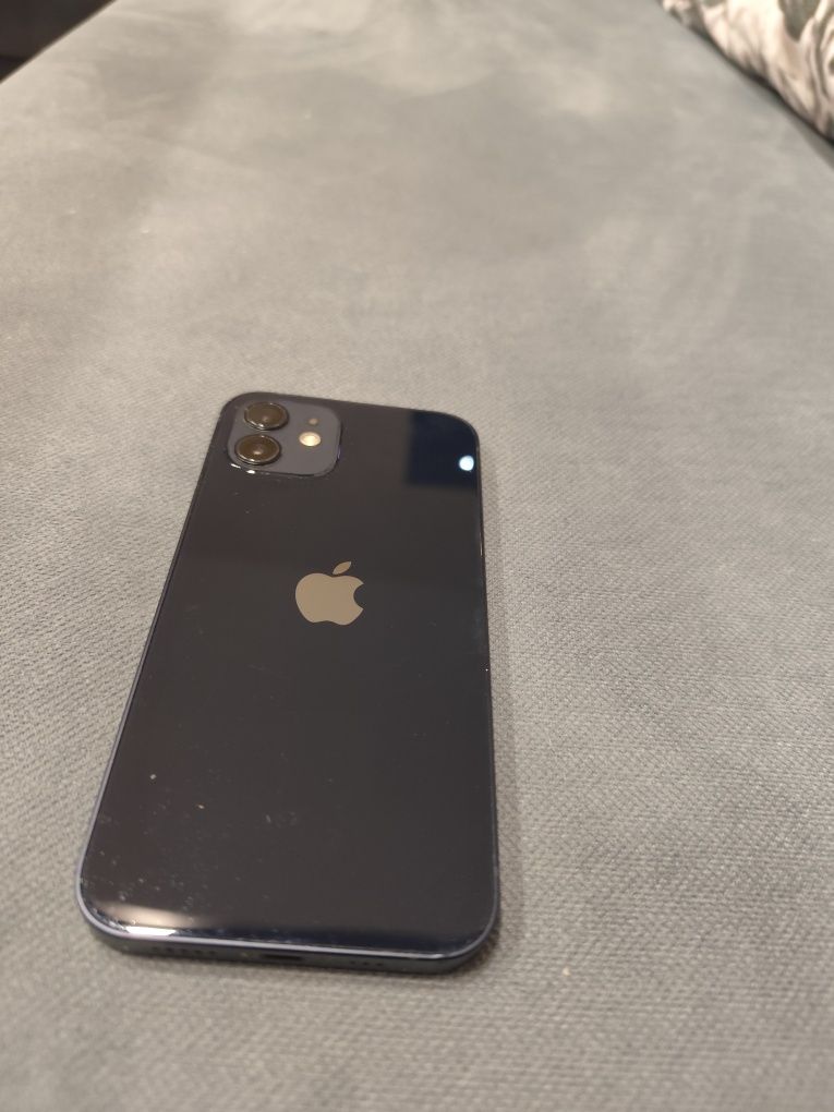 iPhone 12 battery health 80%