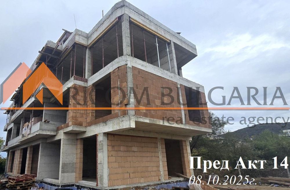 Продава се Многостаен апартамент в Варна, Бриз - 153 кв.м за 2157 €/кв.м - Снимка #3