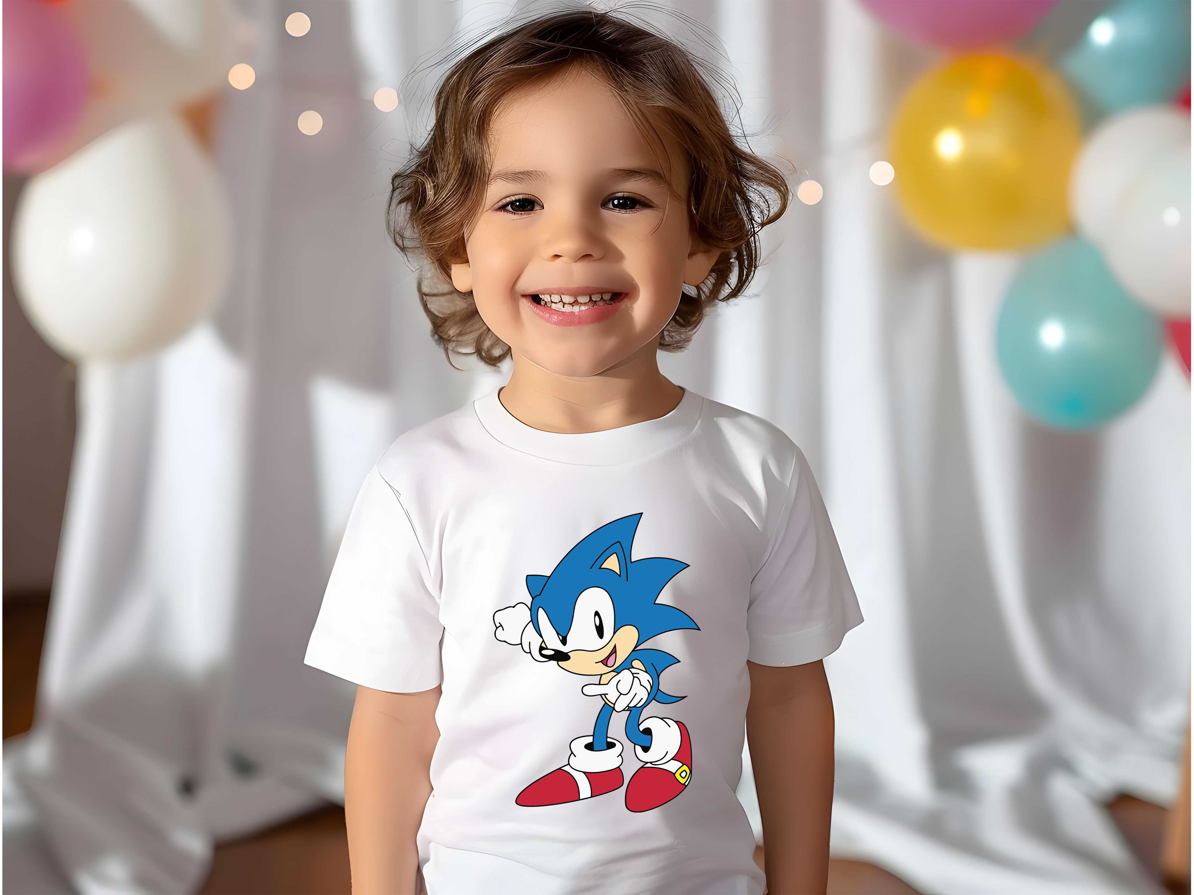 Детски тениски и суитчъри със Соник SONIC