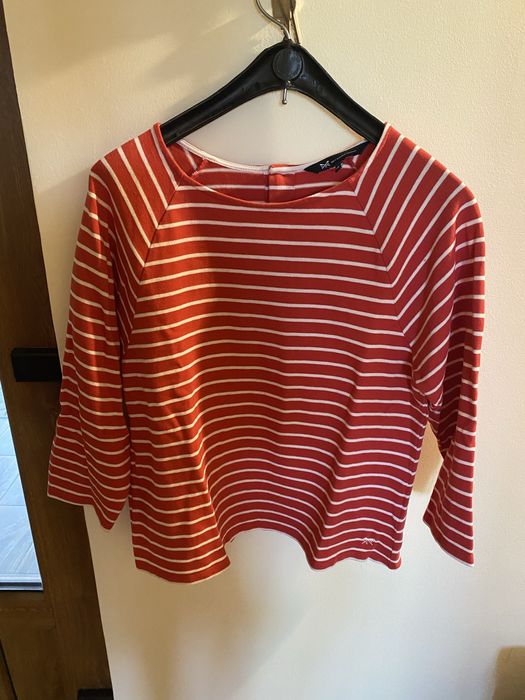 Bluza sport eleganta si comoda