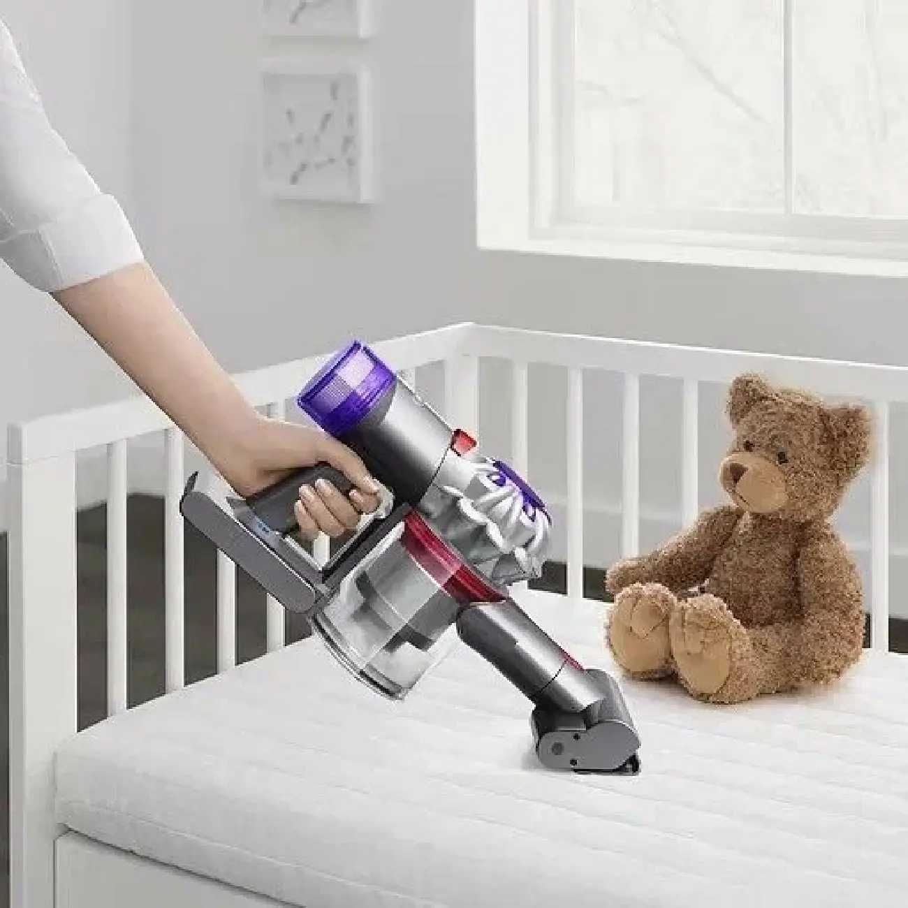 Пылесос Dyson V8 Absolute, гарантия 2 года +доставка на дом.
