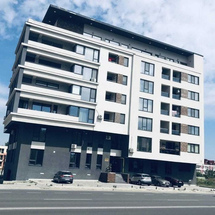 Inchiriez birou penthouse,et.6 Constanta,Bdul Aurel Vlaicu,zona Mava