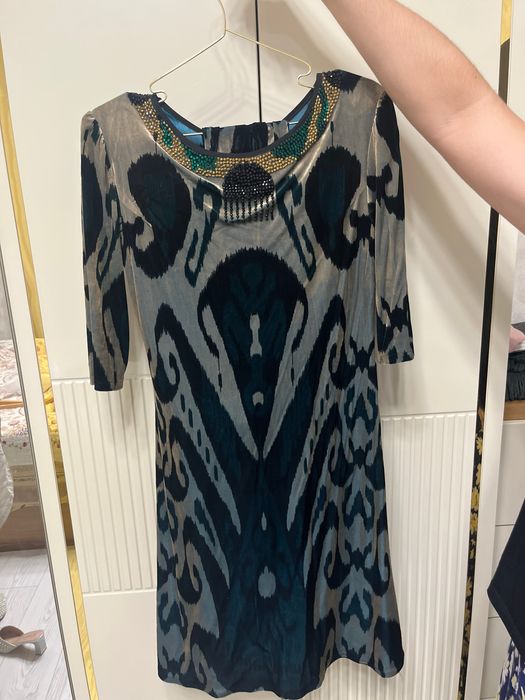 Koʻylak poycha sotiladi