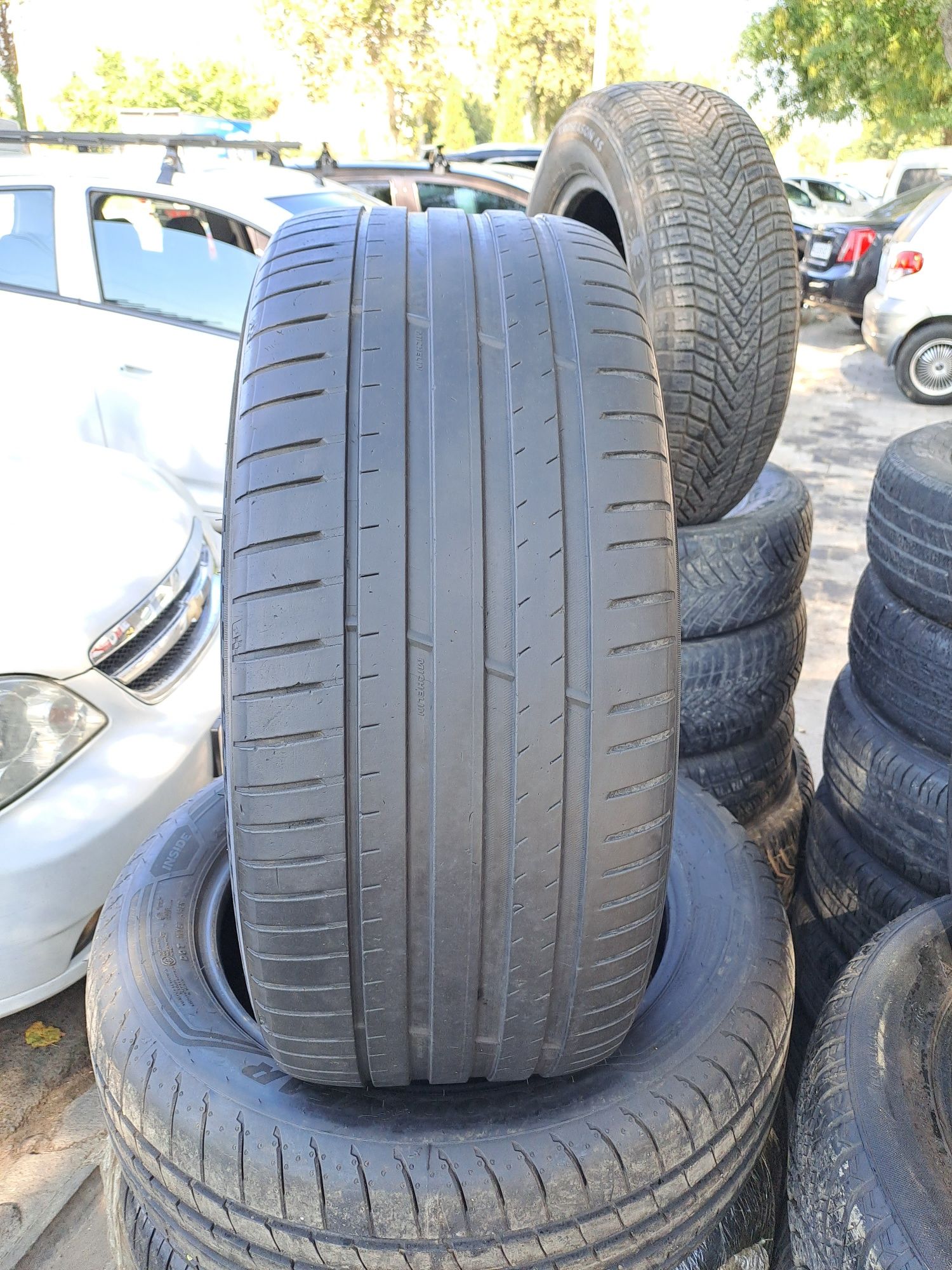 265/45R21 mechlen balon sotiladi
