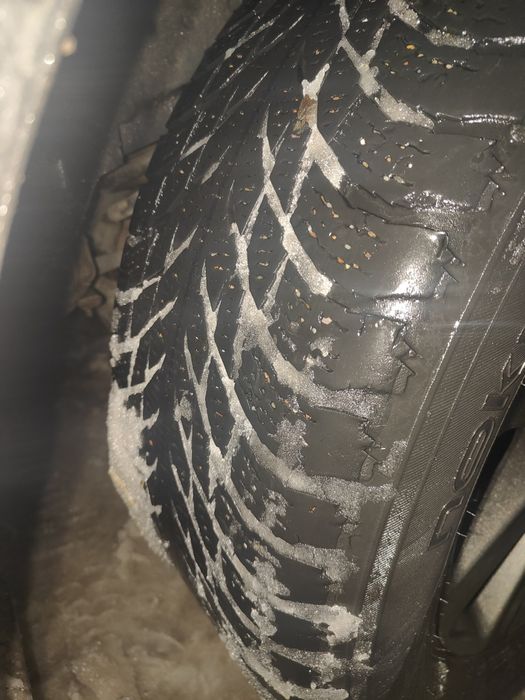 Продам 6 шины зимние