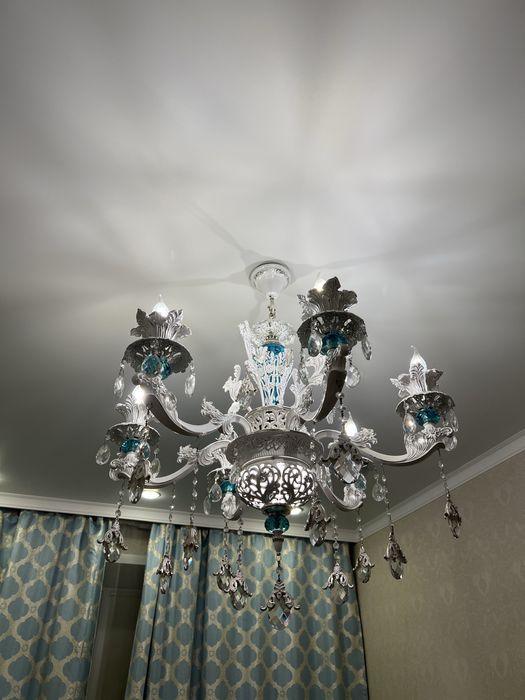 Продам красивые люстры