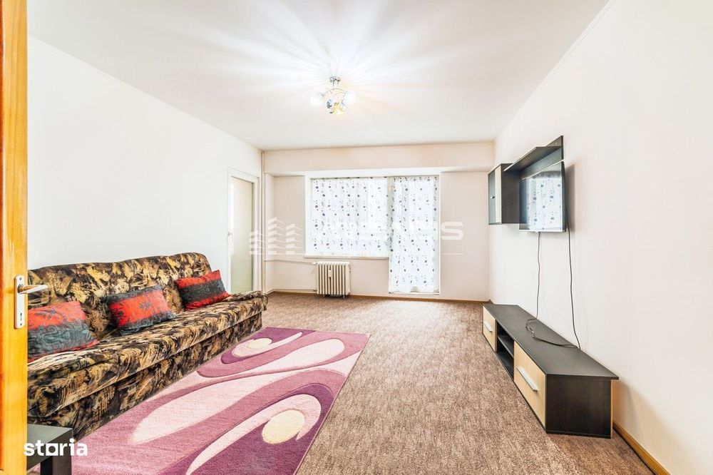 Apartament spațios cu 3 camere, zona Polivalentă