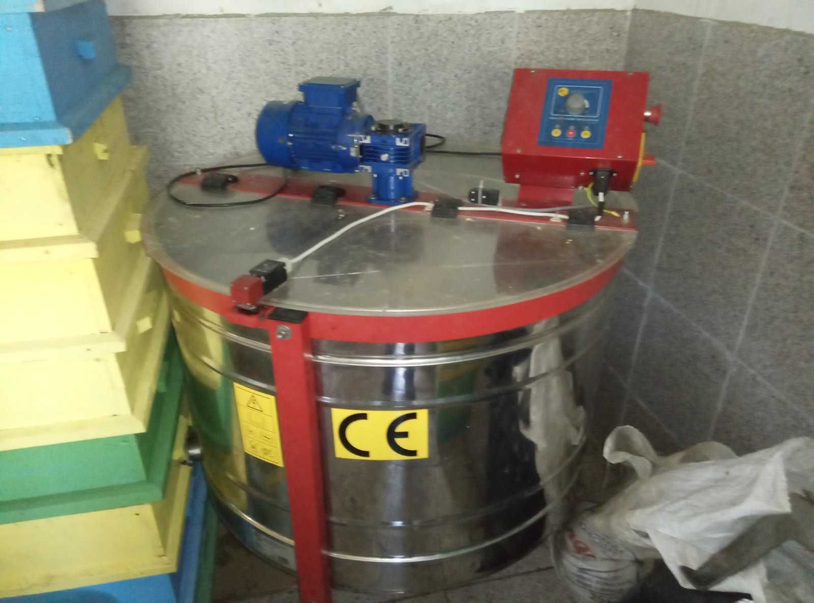 Центрофуга за вадене на мед LYSON BEEKEEPING МОДЕЛ: W2006000G