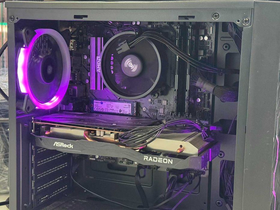 Gaming PC - AMD RADEON RX 6600, 16GB RAM, 1TB SSD, AMD Ryzen 5 5500