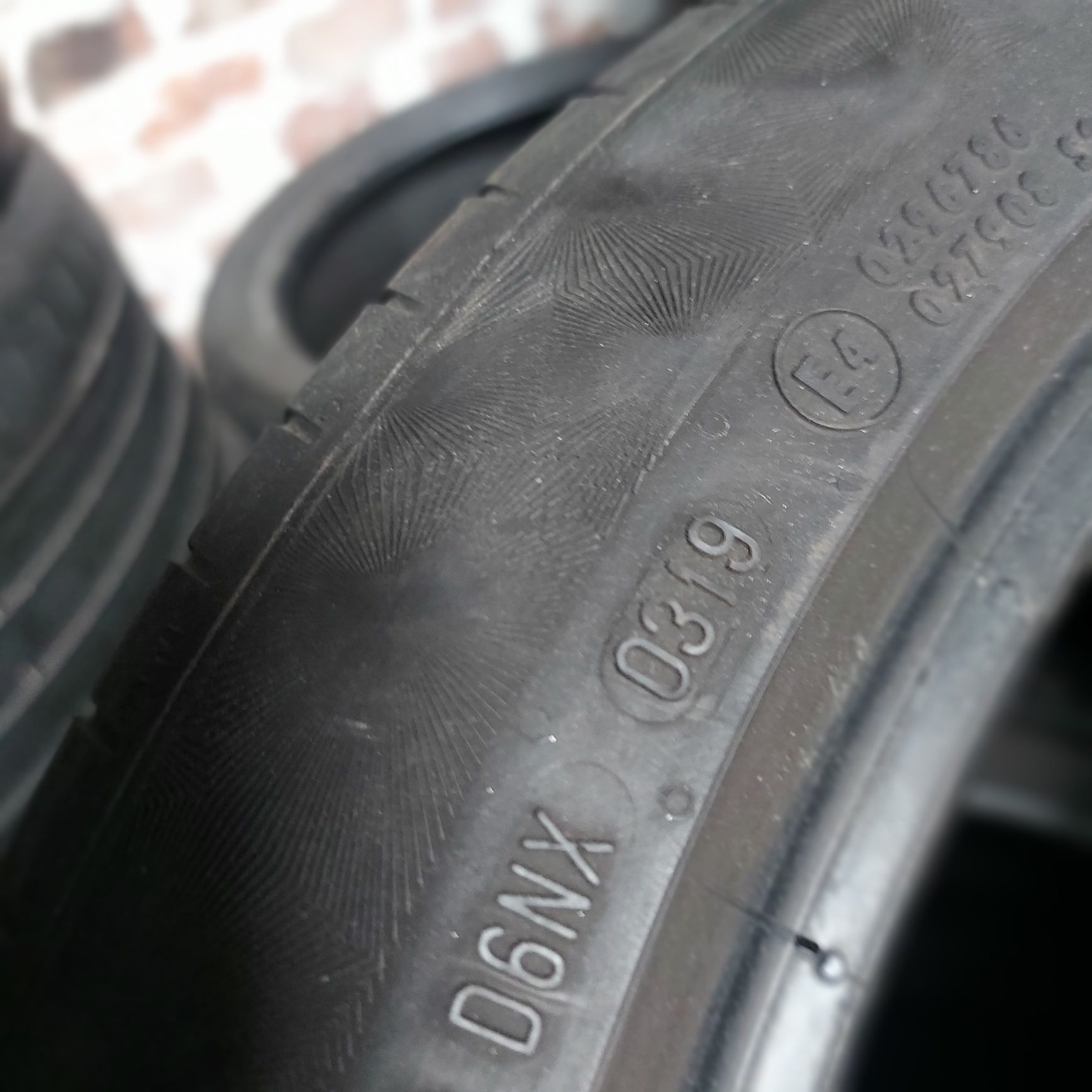 225/45/17"Continental 2бр.гуми