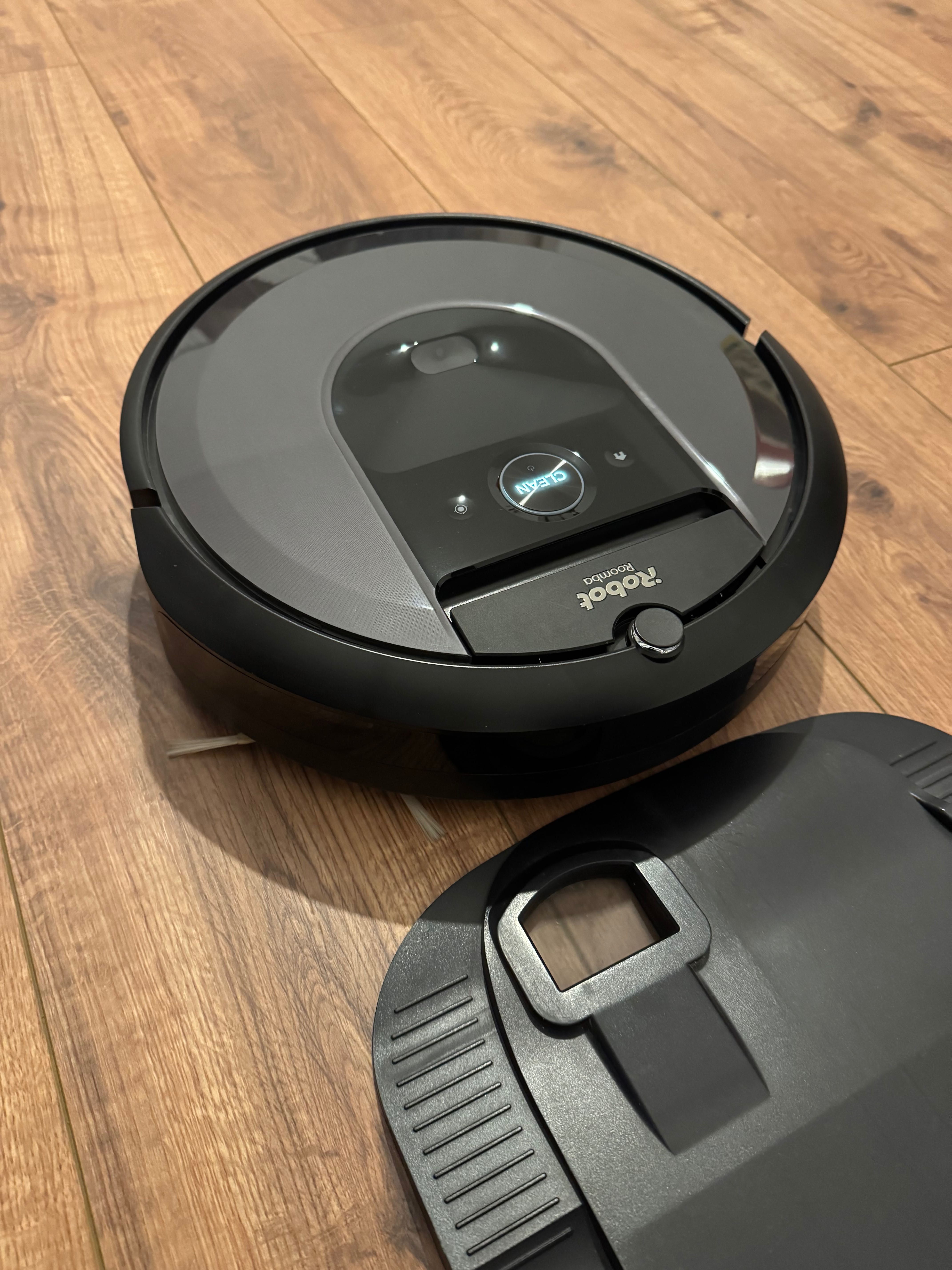 Прахосмукачка iRobot Roomba i7+