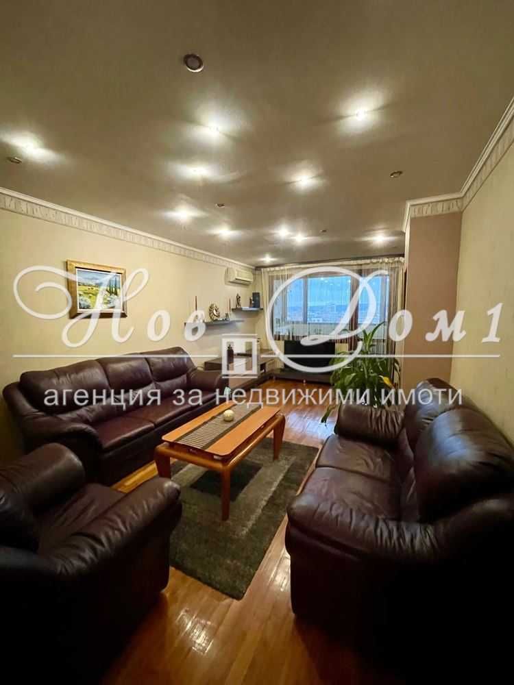 Продава се Четиристаен апартамент в Варна, Лятно кино Тракия - 111 кв.м за 6 €/кв.м - Снимка #1