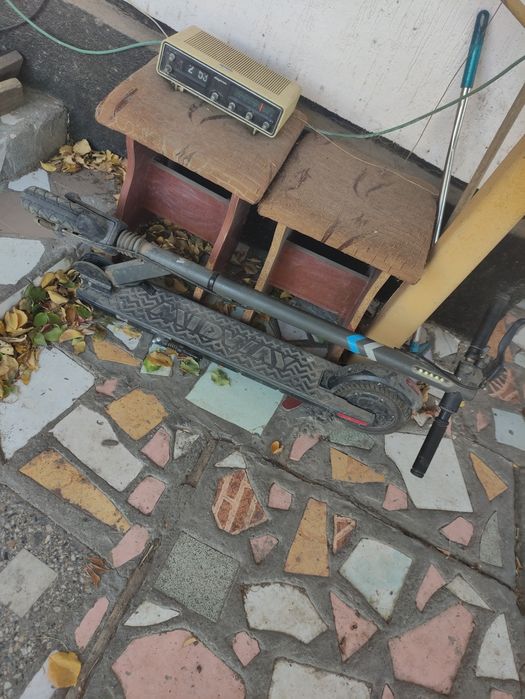 Продам электросамокат Midway Yamato