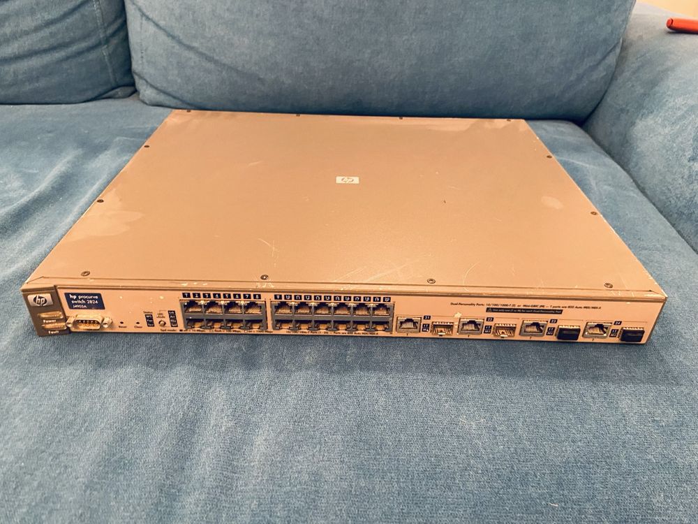 HP Procurve Switch 2824/J4903A