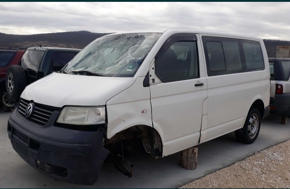 Фолксваген Транспортер Т5 / VW Transporter T5 1.9 105 кс НА ЧАСТИ