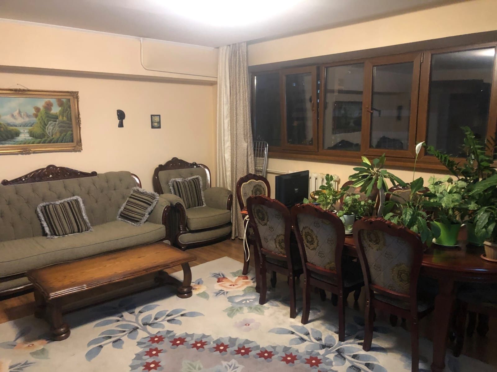 Продам 3-х комнатную квартиру по Назарбаева уг.ул. Гоголя.