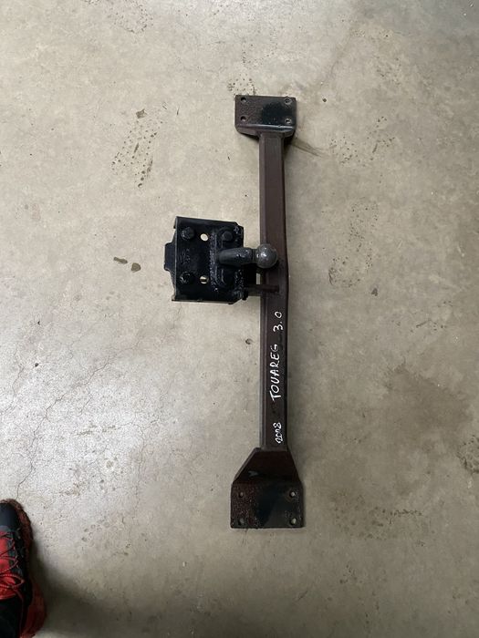 Carlig remorcare vw touareg 2008