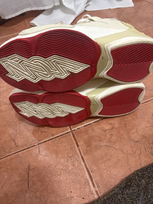 Pantofi sport Jordan Zion 2, editie limitata Fossil Team Gold, 44.5