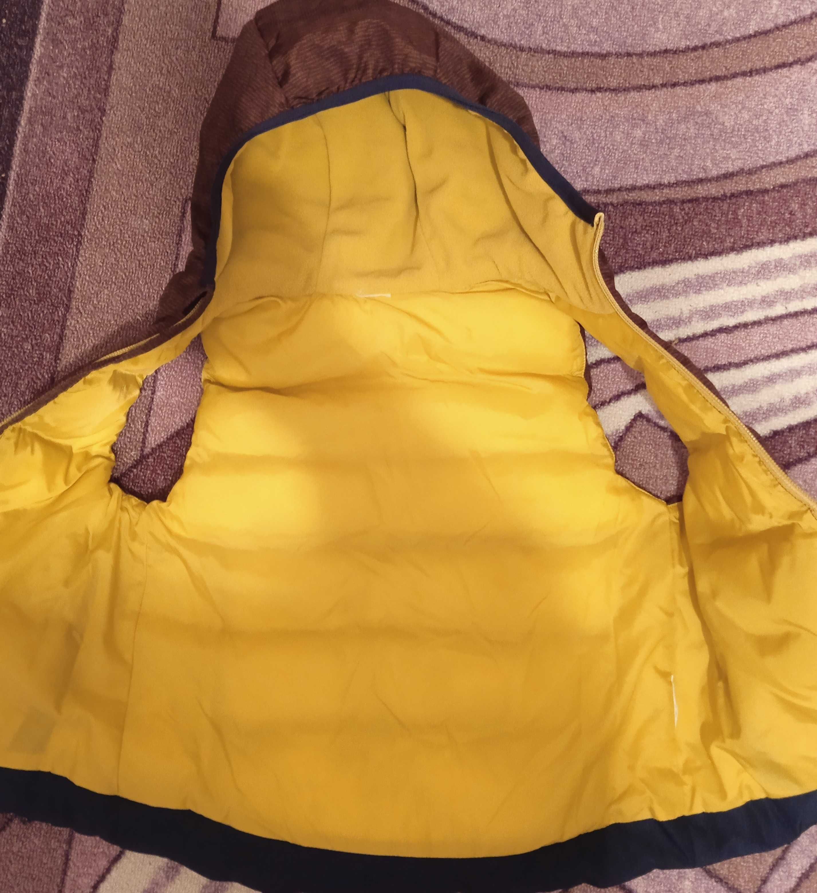 QUECHUA НОВА без етикет 3-4 г. 104 см грейка елек пухенка яке Кечуа