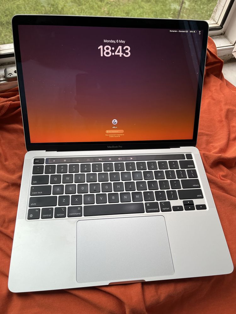 Macbook pro m1 2020 vind/schimb