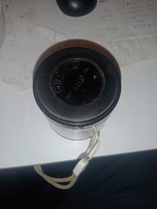Boxă portabilă mini cu bluetooth,carcasa metalica,funcionala
